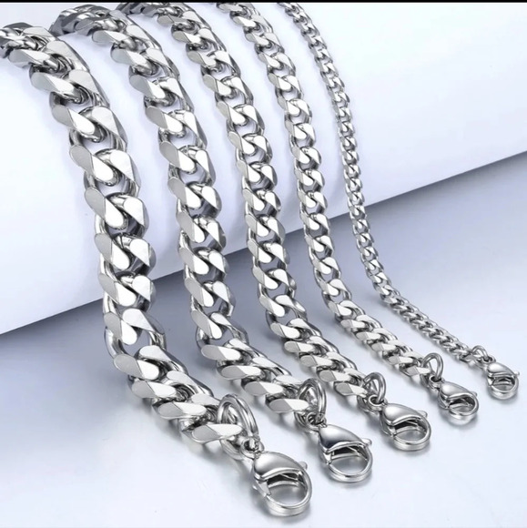 Stainless Steel Cuban curb chain link bracelet, 8.26" long, 5mm 7mm 9mm 11mm - Picture 2 of 6